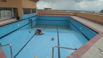 <span style="font-weight: bold;">Swimmig Pool Building &amp; construction</span><br>